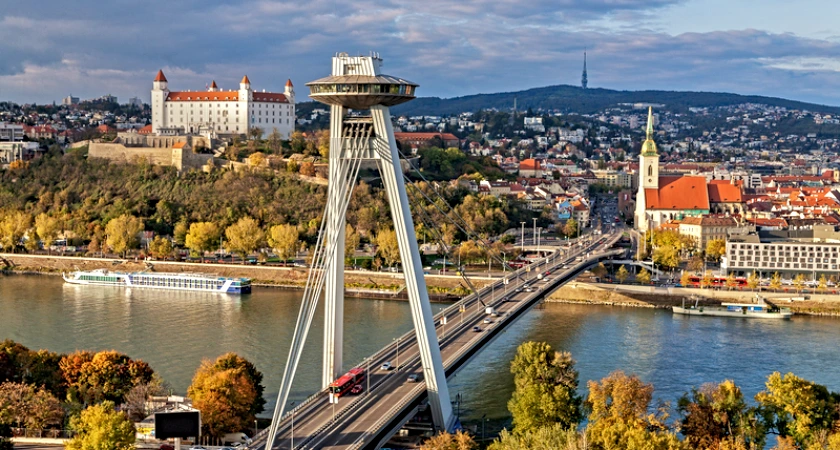 bratislava bridge